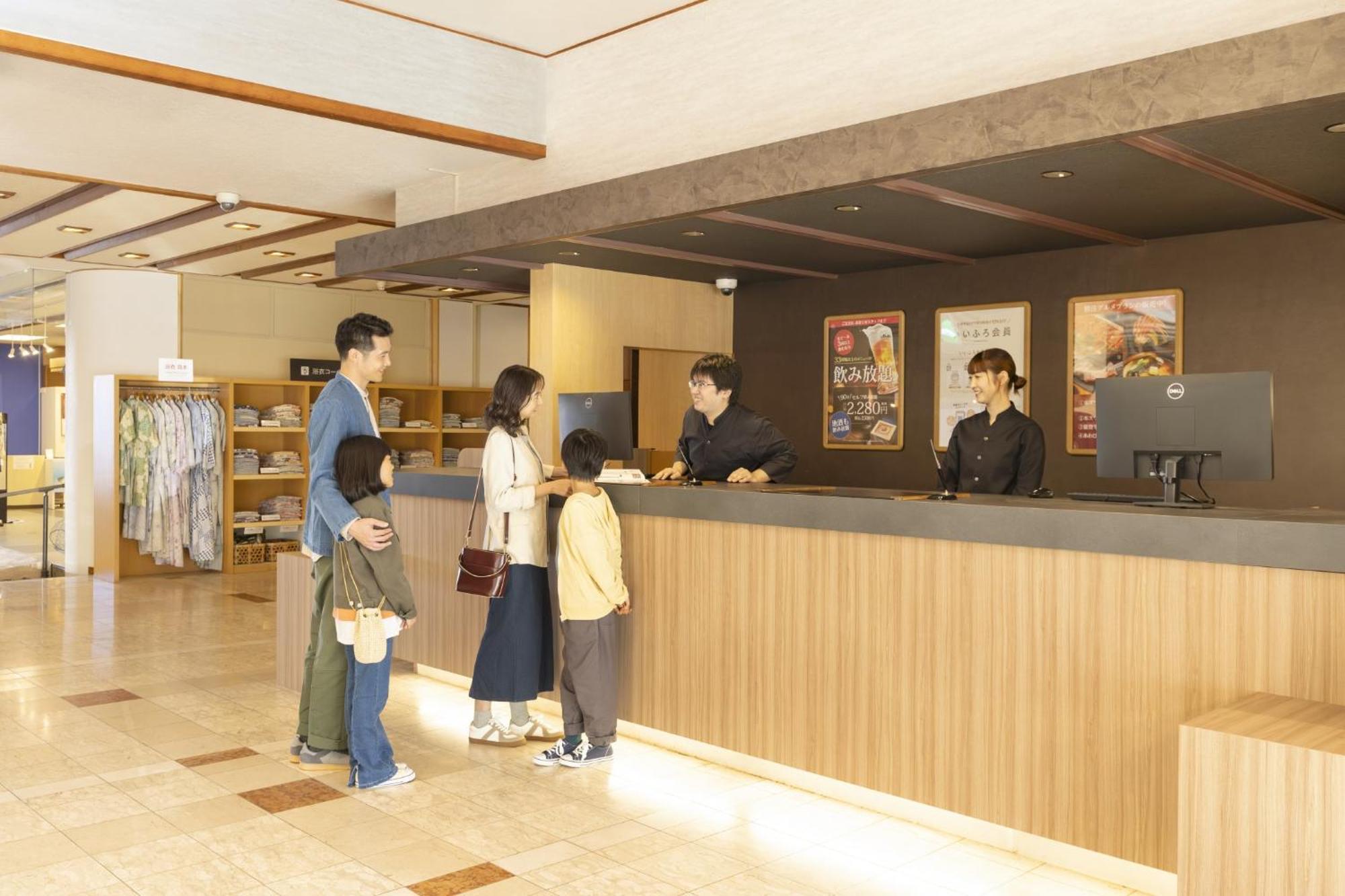 Отель Ooedo Onsen Monogatari Premium Kaga Maruya Экстерьер фото