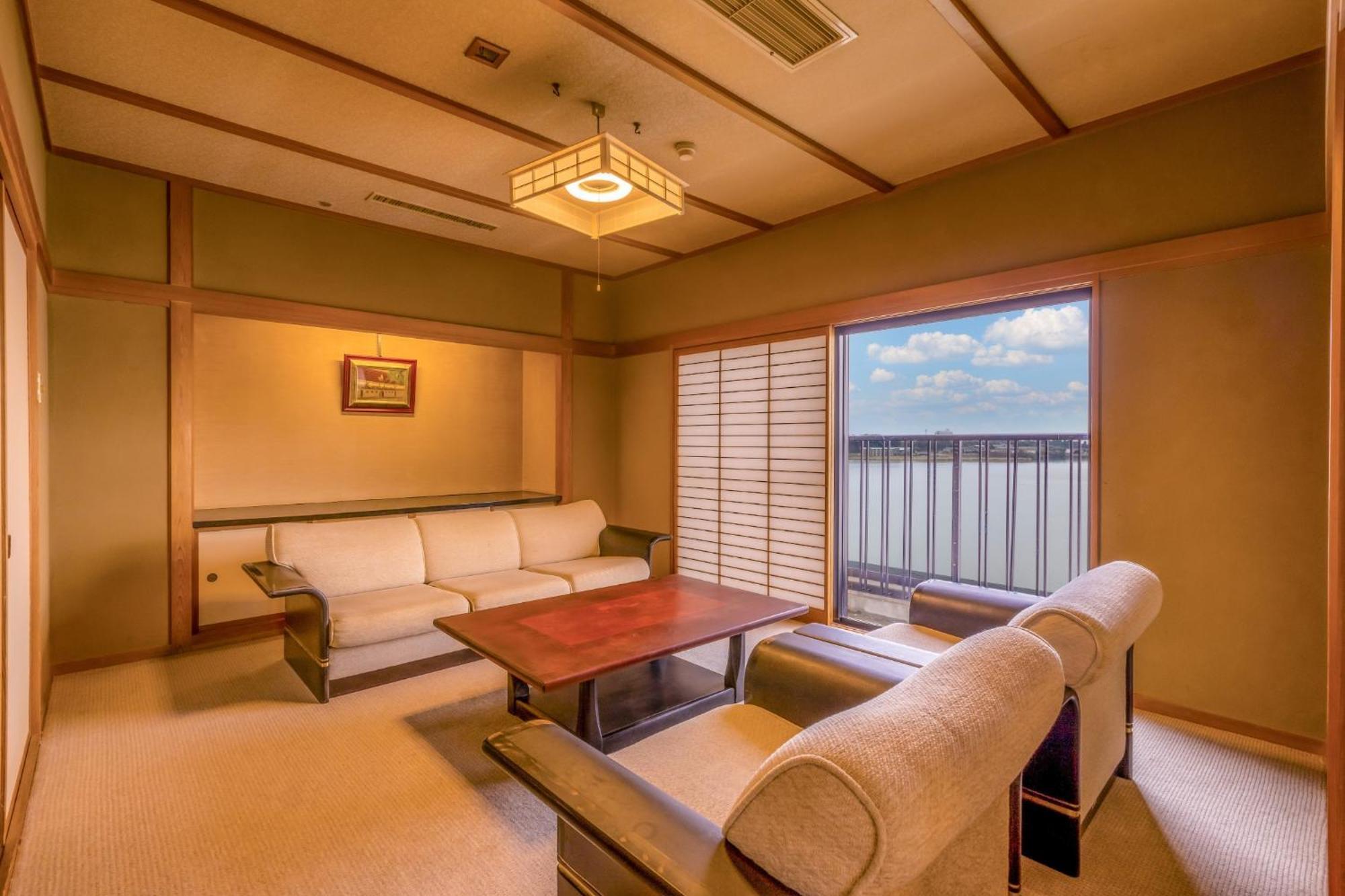 Отель Ooedo Onsen Monogatari Premium Kaga Maruya Номер фото