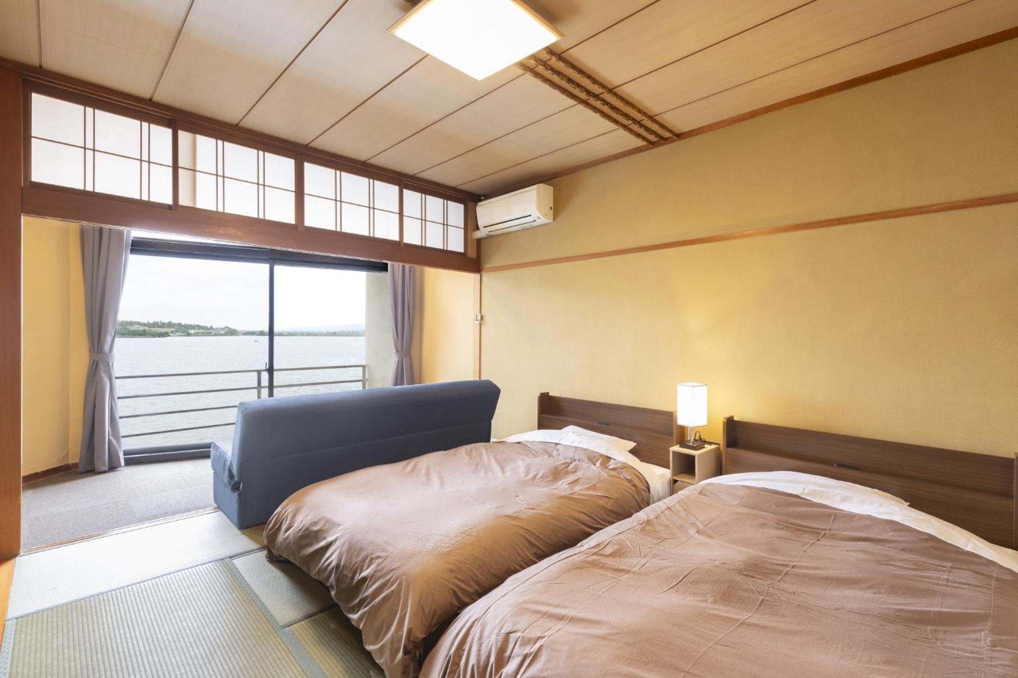 Отель Ooedo Onsen Monogatari Premium Kaga Maruya Экстерьер фото