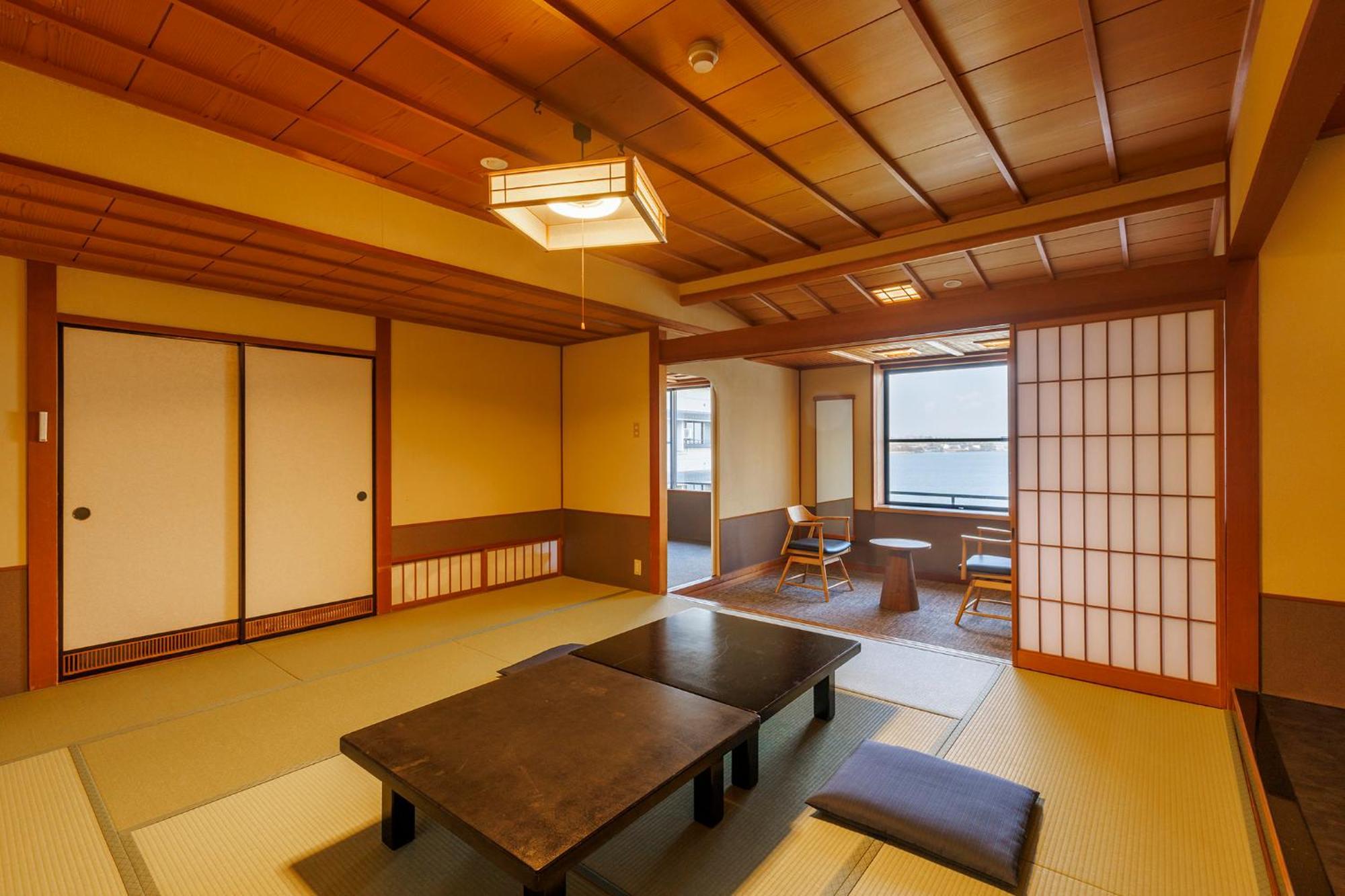 Отель Ooedo Onsen Monogatari Premium Kaga Maruya Экстерьер фото